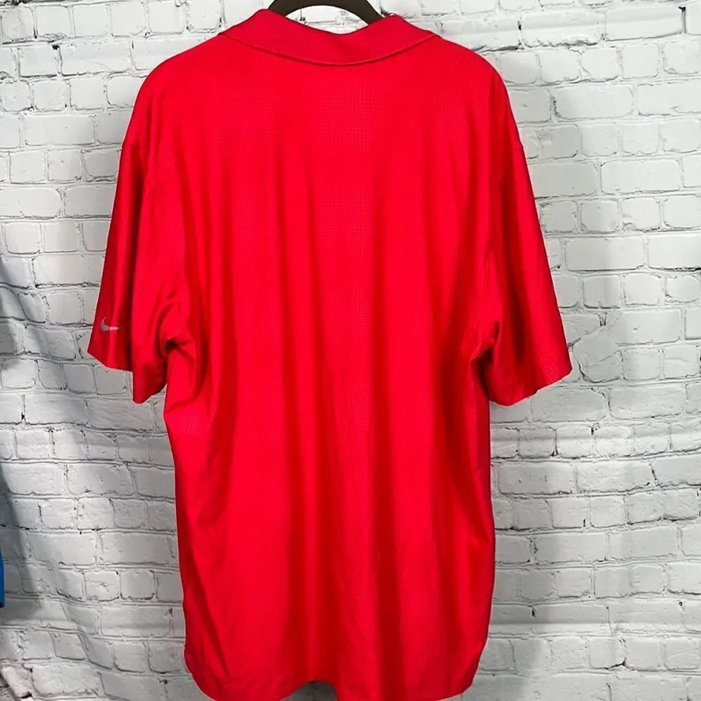 Nike NWT Golf Mens Shirt Size L Tour Performance Red W/pattern